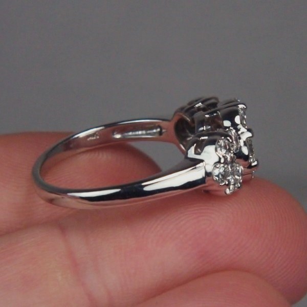 Quality and Brilliance 14 kt Diamond Ring 2.50 ct tw  Litnon.com