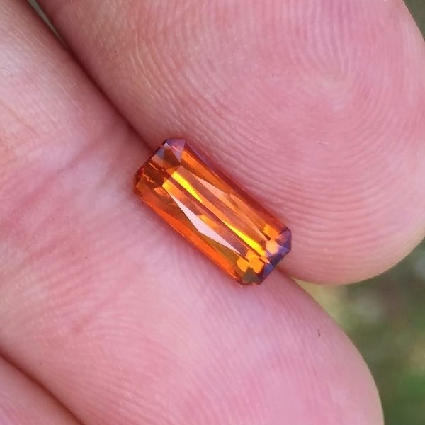 Classic Color Natural Spessartite Garnet 1.73 ct GL Litnon.com