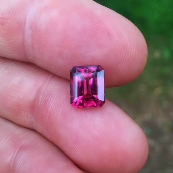 Color Pink - Red Rubelite Tourmaline Nigeria 2.84 ct  Litnon.com
