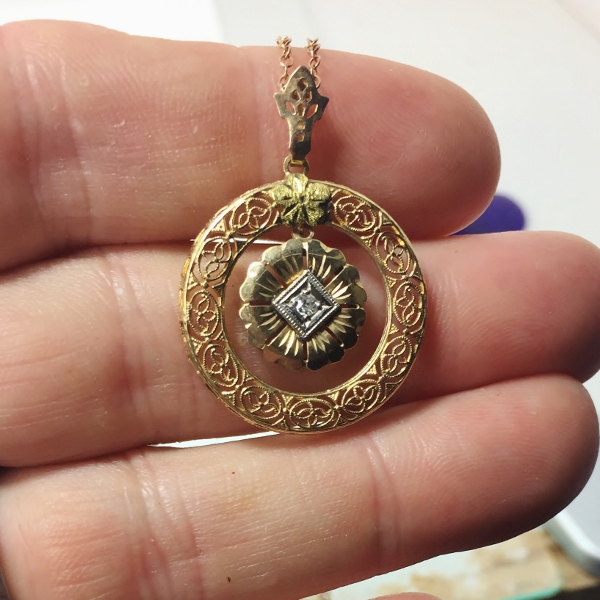 Antique Victorian 14kt Gold Filigree Necklace With Diamond  Litnon.com