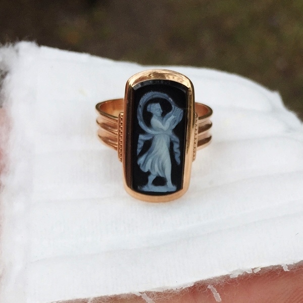 Antique Victorian Era Sardonx Cameo 14 kt Rose Gold Ring  Litnon.com