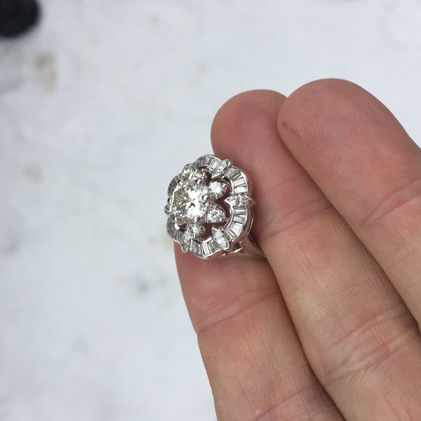 Vintage Platinum and Diamond Ring 4+ Carats tw. Center Stone 1.70 ct  Litnon.com