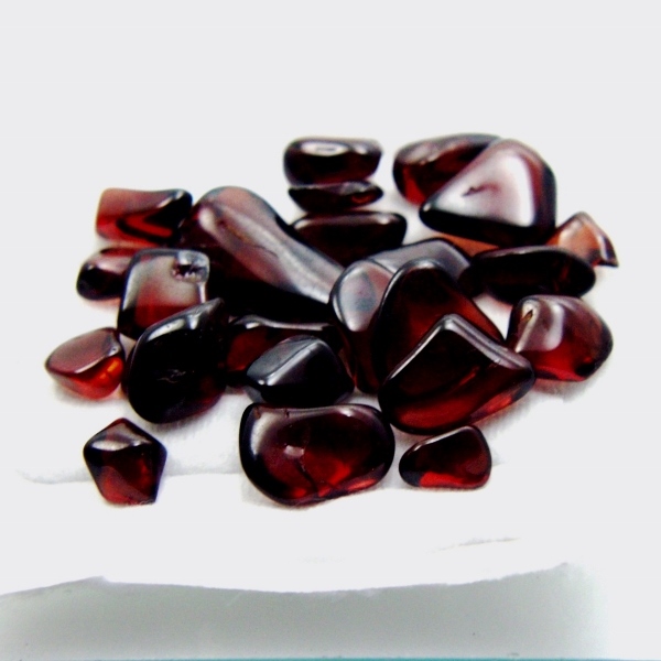 Tumble Polished Mozambique Pyrope Garnet 15 grams tw  Litnon.com