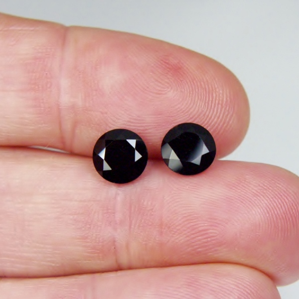 Perfect Natural Jet Black Spinel Pair Vietnam 4.52 ct tw  Litnon.com