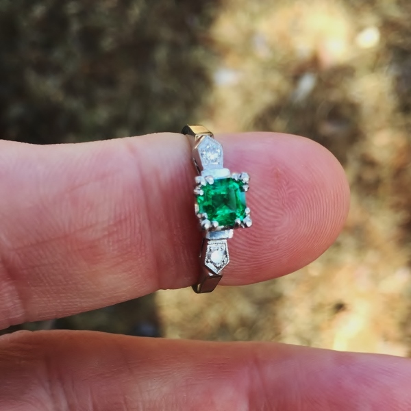 Vintage Quality Columbian Emerald and Diamond Platinum Ring  Litnon.com