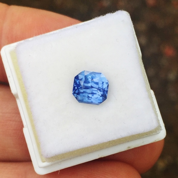 Unheated Natural Bright Blue Ceylon Sapphire 2.05 ct  Litnon.com