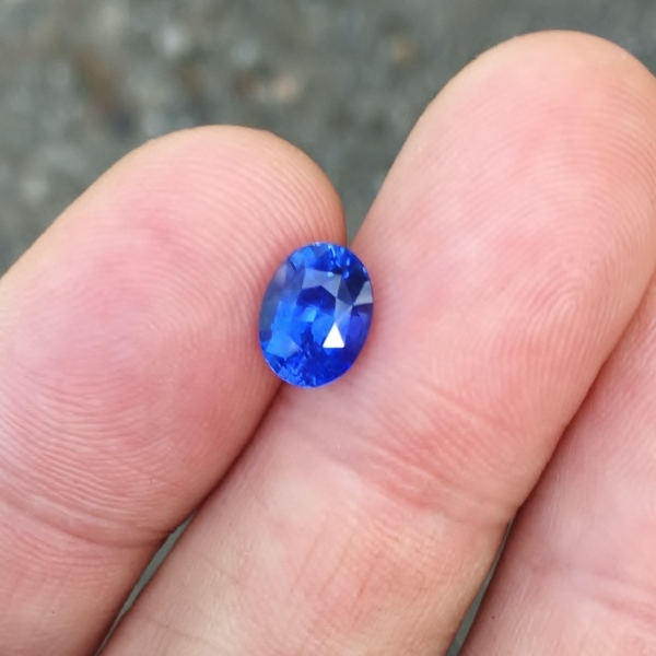 Certified Unheated Natural Blue Ceylon Sapphire 2.55 ct  Litnon.com