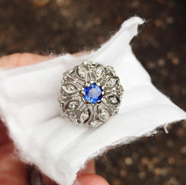 Antique 14 karat White Gold Diamond and Sapphire Ring Litnon.com