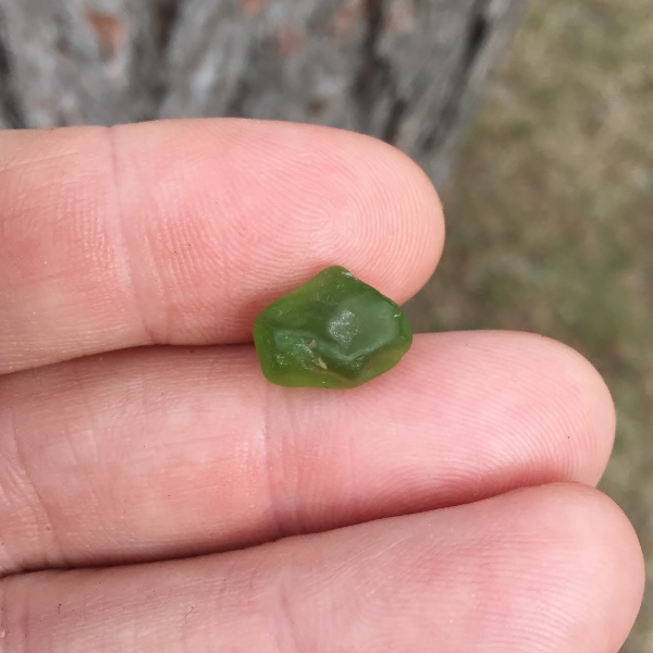  Fine Color and Clean Peridot Facet Rough Arizona 9.41 ct  Litnon.com
