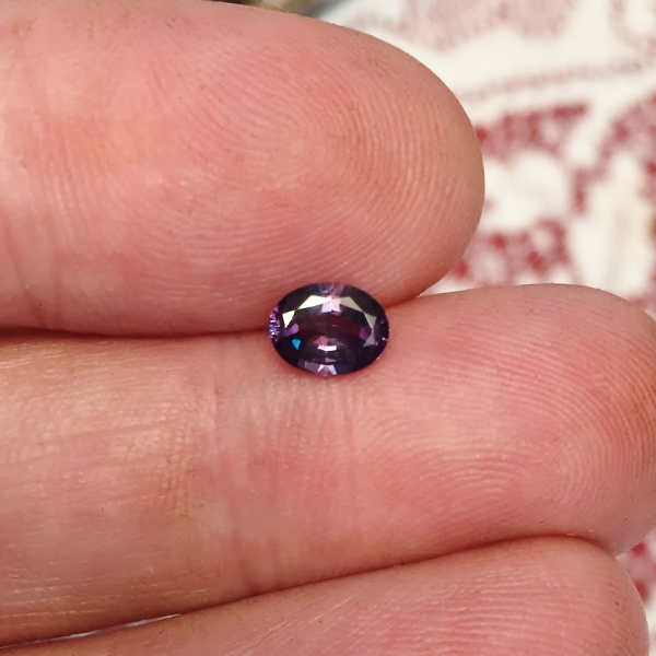 Strong Color Change Chrysoberyl Alexandrite Brazil 0.72 ct  Litnon.com