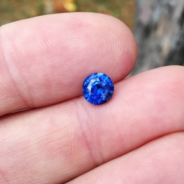 Bright and Rich Royal Blue Natural Ceylon Sapphire  Litnon.com