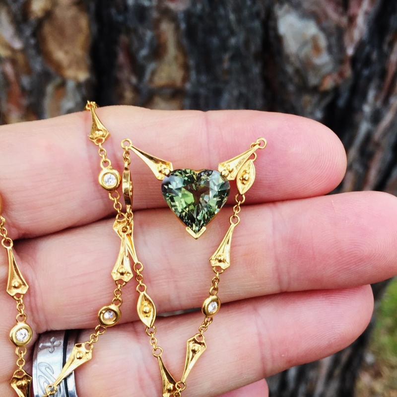 Natural Green Tanzanite 18 karat Gold and Diamond Necklace GL Litnon.com