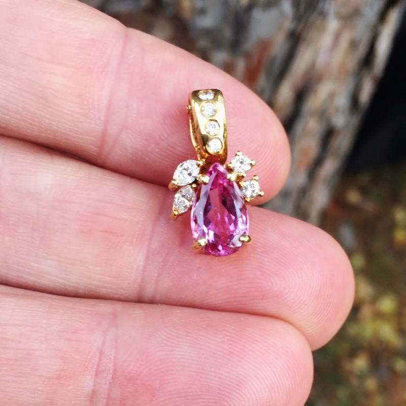 Rare Color 2.90 carat Ouro Preto Imperial Topaz 18kt Enhancer  Litnon.com