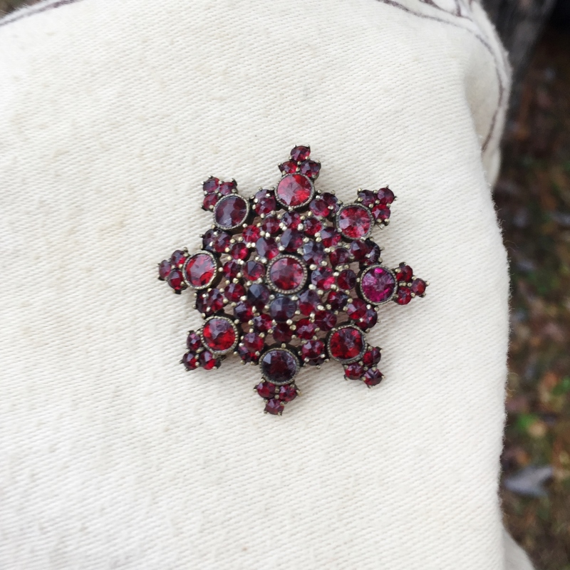 Antique Victorian Bohemian Garnet Pin Checholslovakia  Litnon.com