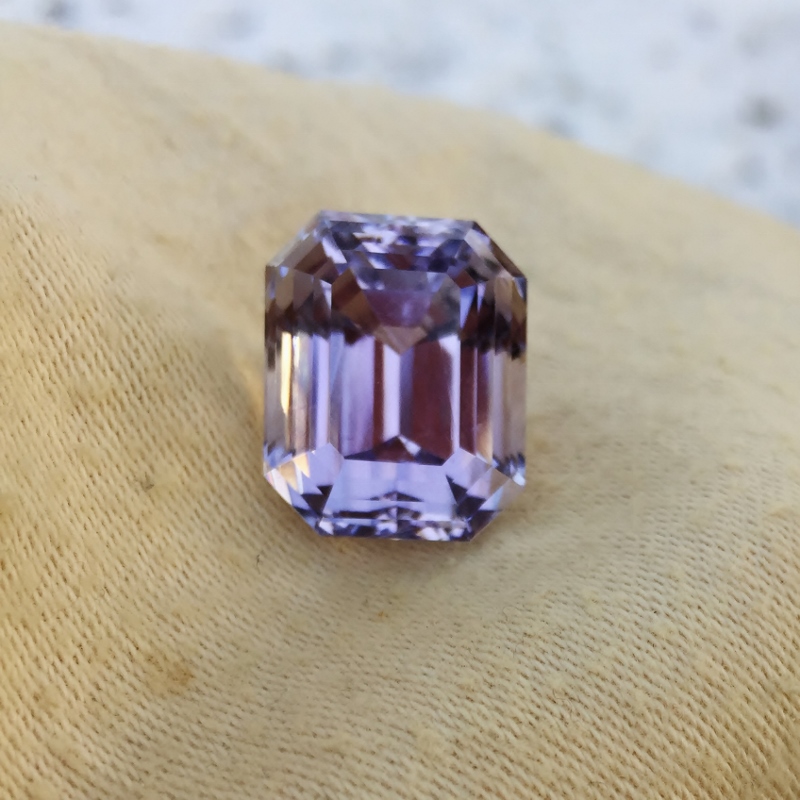Top Cutting Fine Lilac Violet Kunzite Afghanistan 34.17 ct  Litnon.com