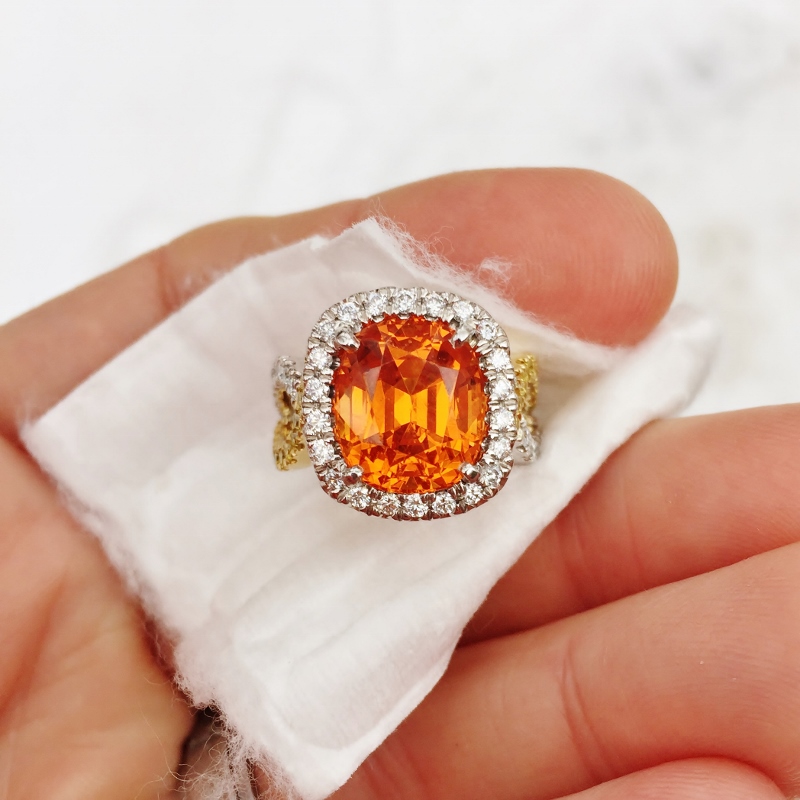 Mandarin Garnet 7.75 ct Yellow and White Diamond Ring 18 kt GL Litnon.com