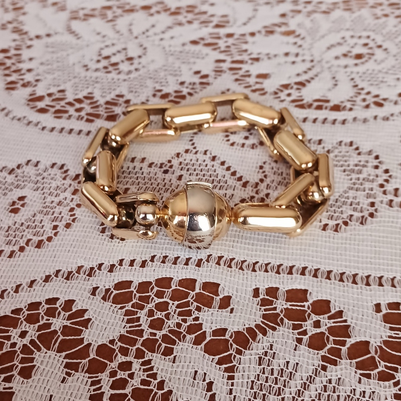 Vintage Big and Bold Italian Baraka Bracelet 18 Karat Gold 82.6 Grams  Litnon.com