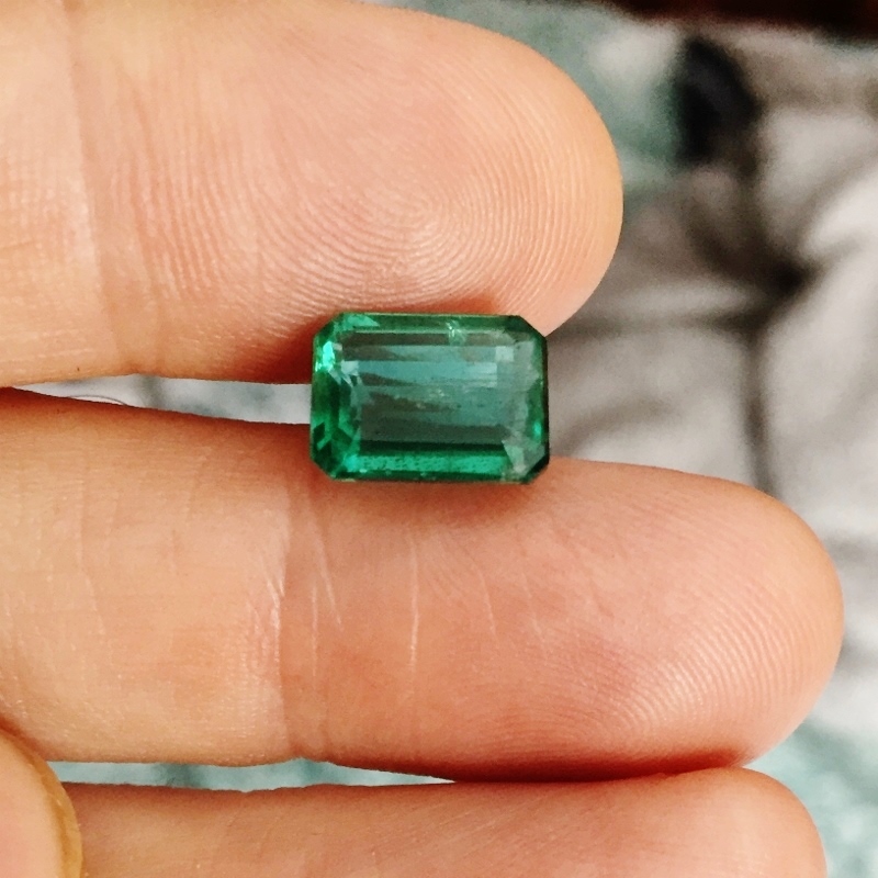 Big Natural Zambian Emerald 5.63 ct  Litnon.com
