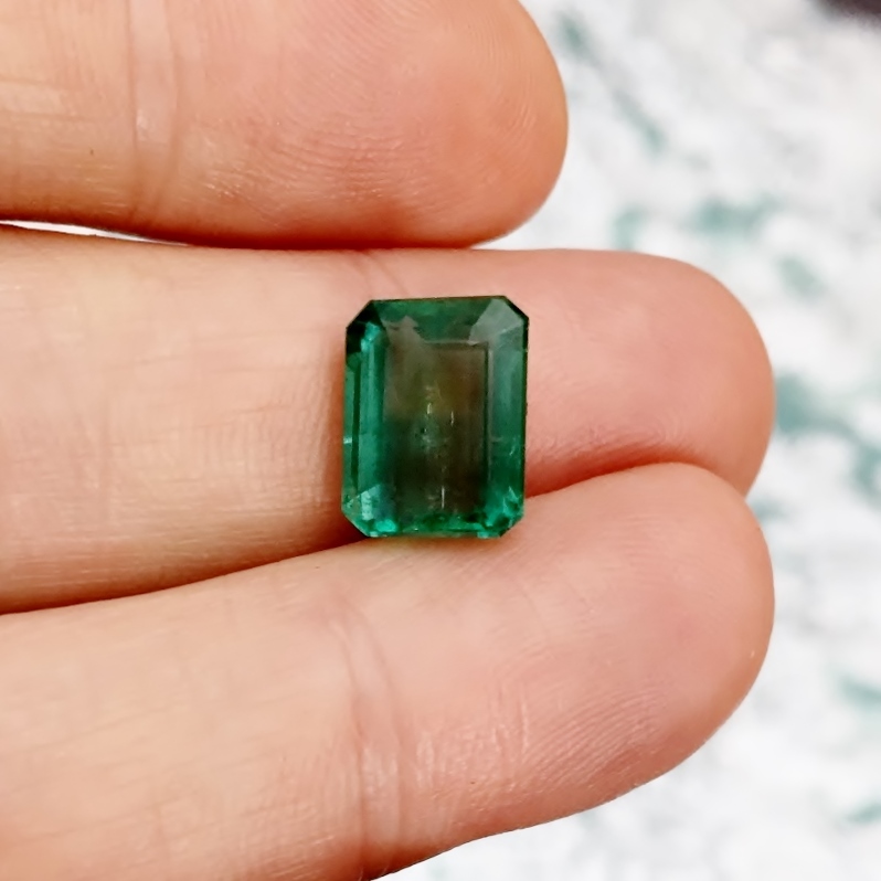 Big Natural Zambian Emerald 5.63 ct  Litnon.com