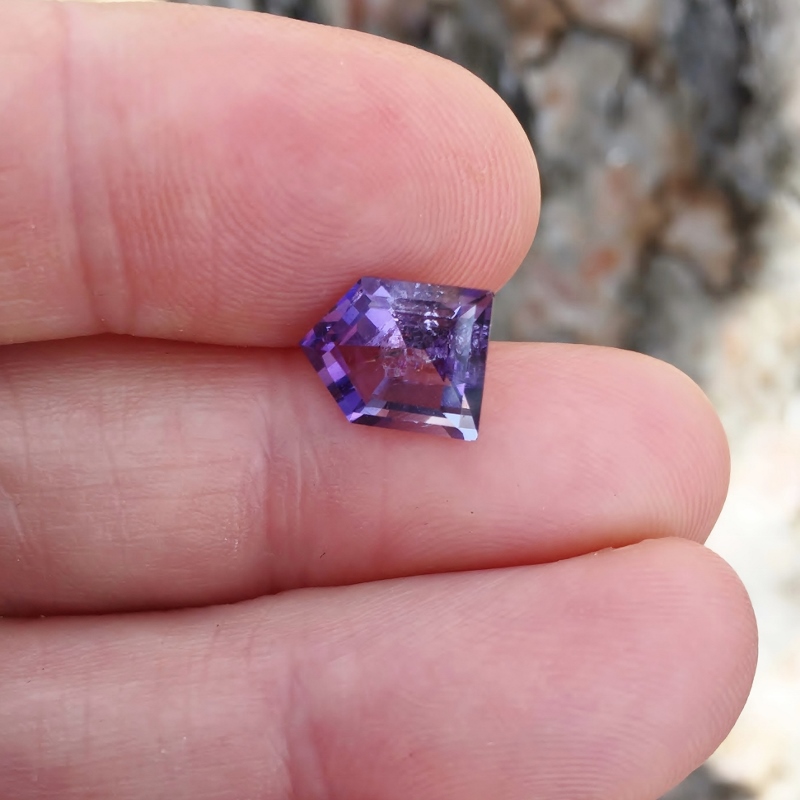 Included Natural Purple Scapolite / Wernerite Tanzania 2.81 ct  Litnon.com