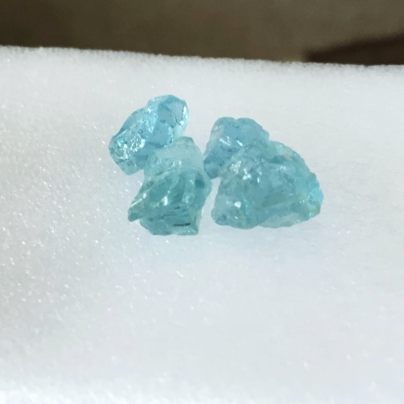 Nice Color Aquamarine Facet Rough Nigeria 5.27 grams  Litnon.com