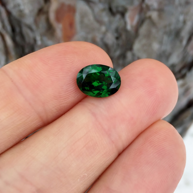 GIA Certified Natural Tsavorite Garnet Kenya 3.65 carats GL Litnon.com