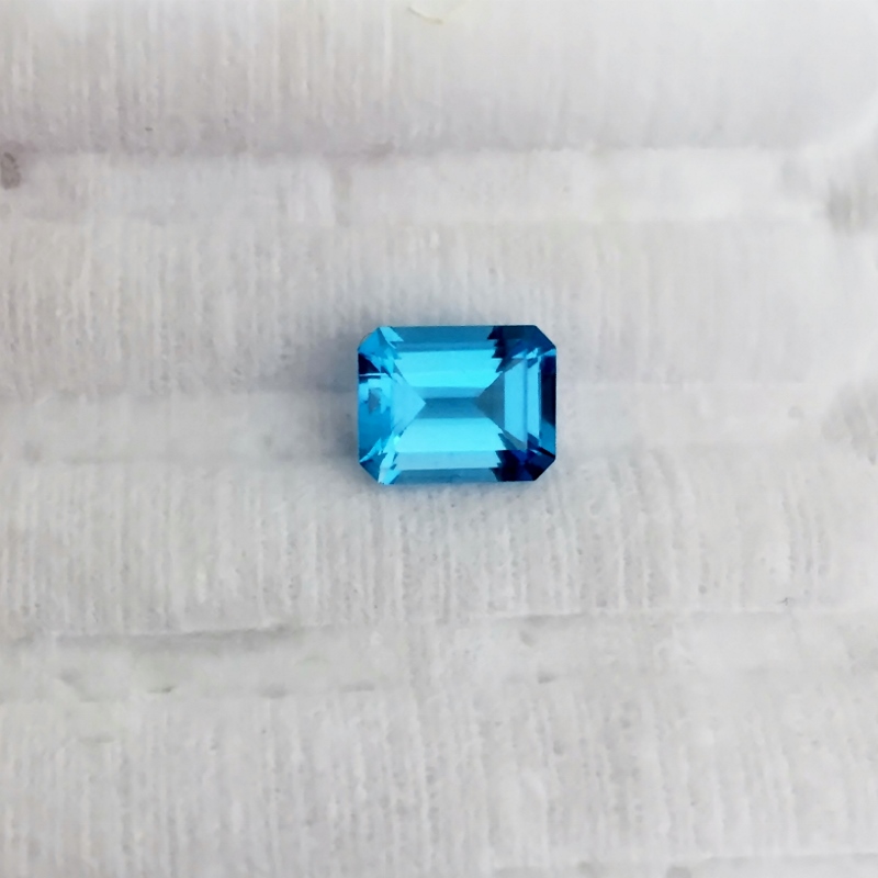 USA Cutting Rich Color Swiss Blue Topaz 2.67 ct  Litnon.com