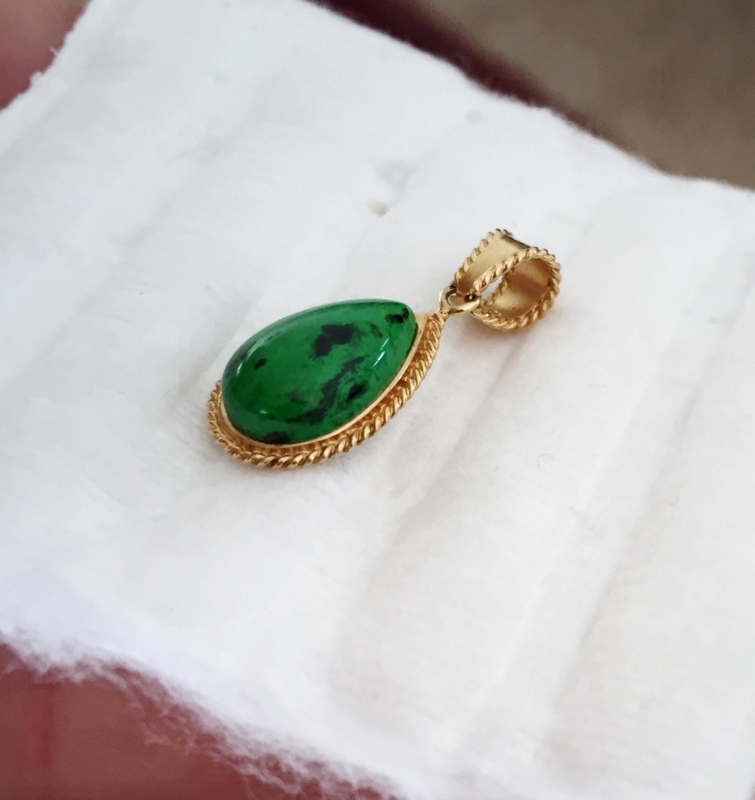 Fine Color Natural Burmese Mawsitsit Jade 14 karat Pendant  Litnon.com