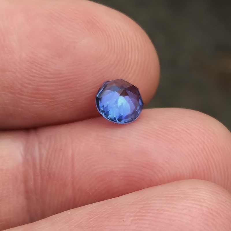 AGL Certified Unheated Fine Blue Sapphire Sri Lanka 1.32 ct  Litnon.com