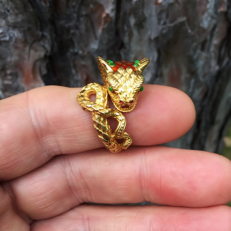 Vintage Unique King Cobra Enamel Snake Ring 18 kt  Litnon.com
