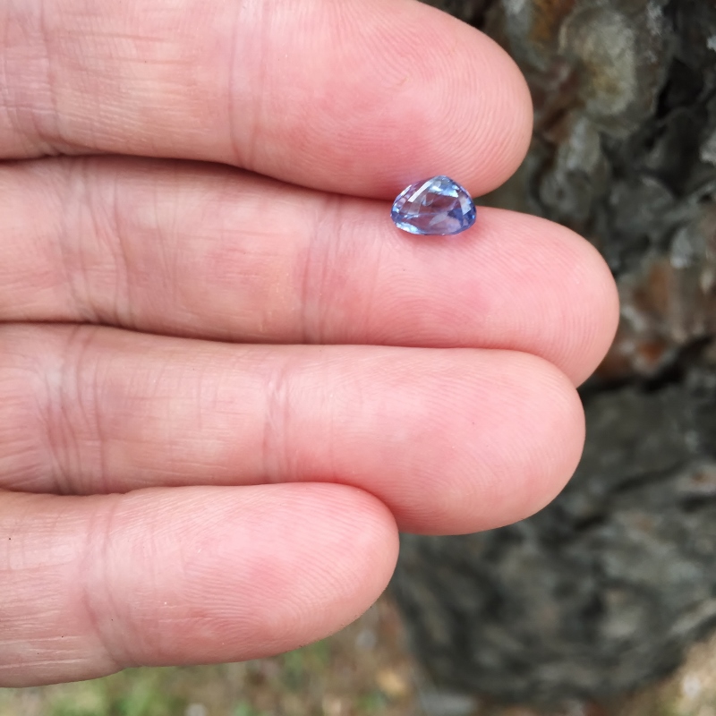 Natural and Bright Light Blue Ceylon Sapphire 2.0 Carat  Litnon.com