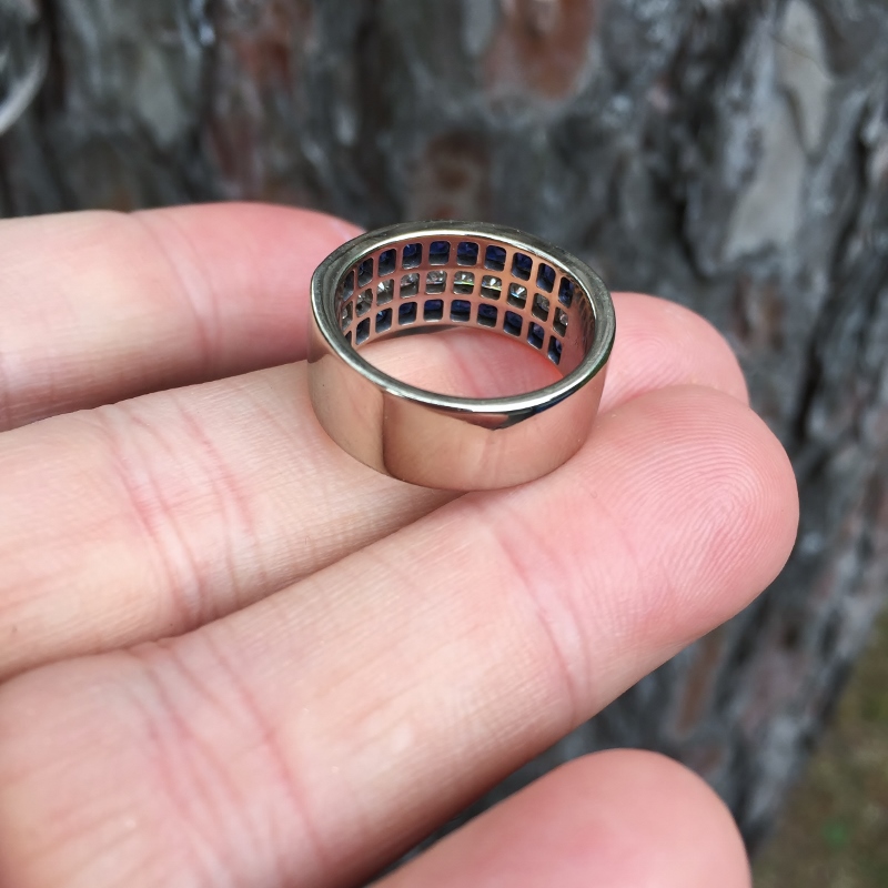 Channel Set Princess Cut Sapphire and Diamonds 18 kt Ring  Litnon.com