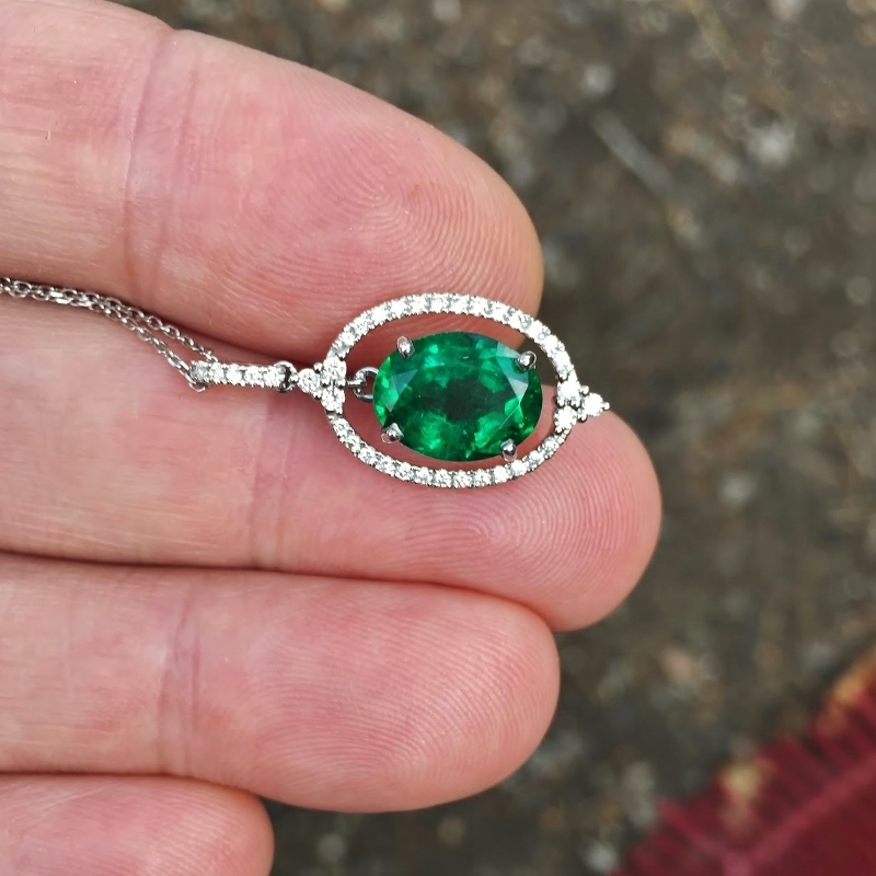 Quality Top Color Colombian Emerald Diamond Pendant 18 kt  Litnon.com