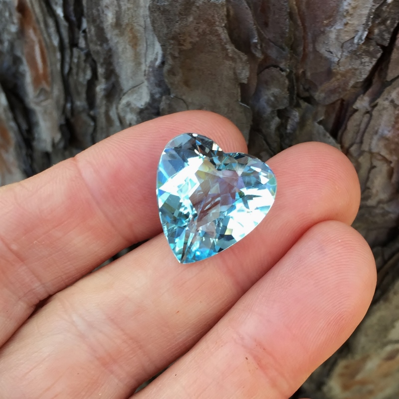 Big and Bold Natural Blue Brazil Aquamarine 19.56 ct  Litnon.com