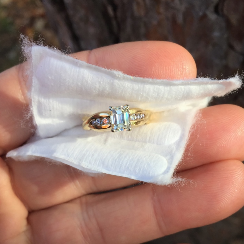 Emerald Cut Natural Diamond VS Clarity G color 0.97 Carats  Litnon.com