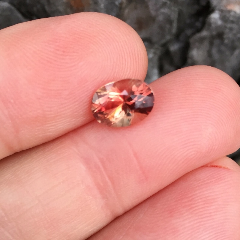 USA Cut American Gemstone Oregon Sunstone 1.98 ct GL Litnon.com