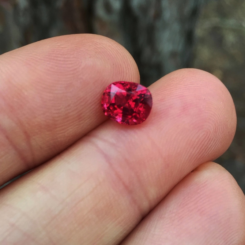  Special Color Bright Red Pink Burmese Spinel 2.06 ct GL Litnon.com