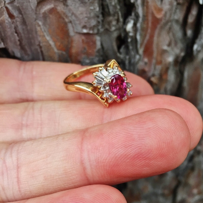 Purple Pink Natural Sapphire 14 kt Gold and Diamond Ring  Litnon.com