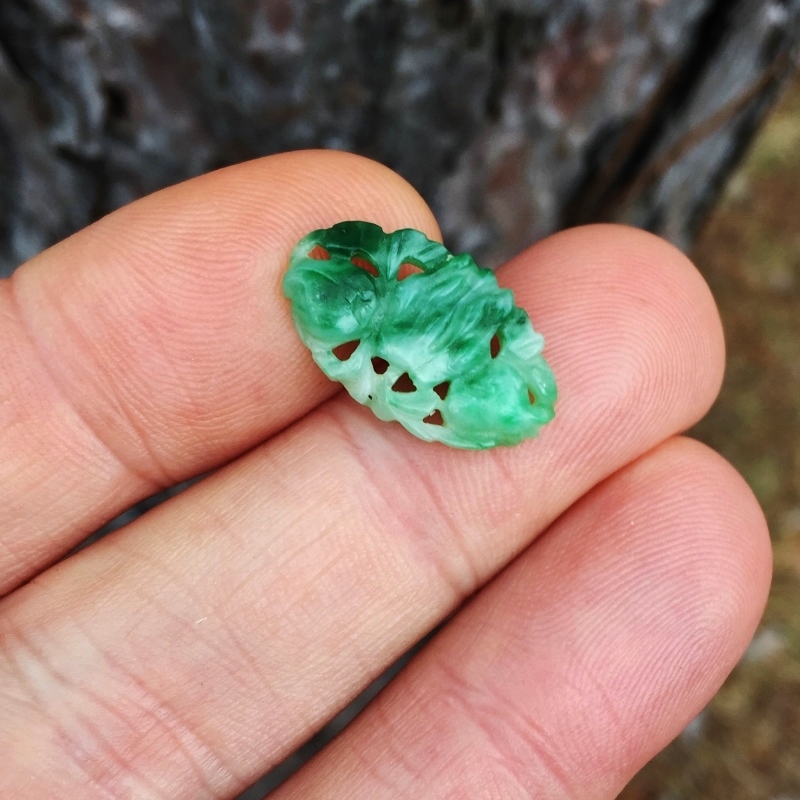 Apple Green Type A Burmese Jadeite Carved Cabochon 6.32 ct  Litnon.com