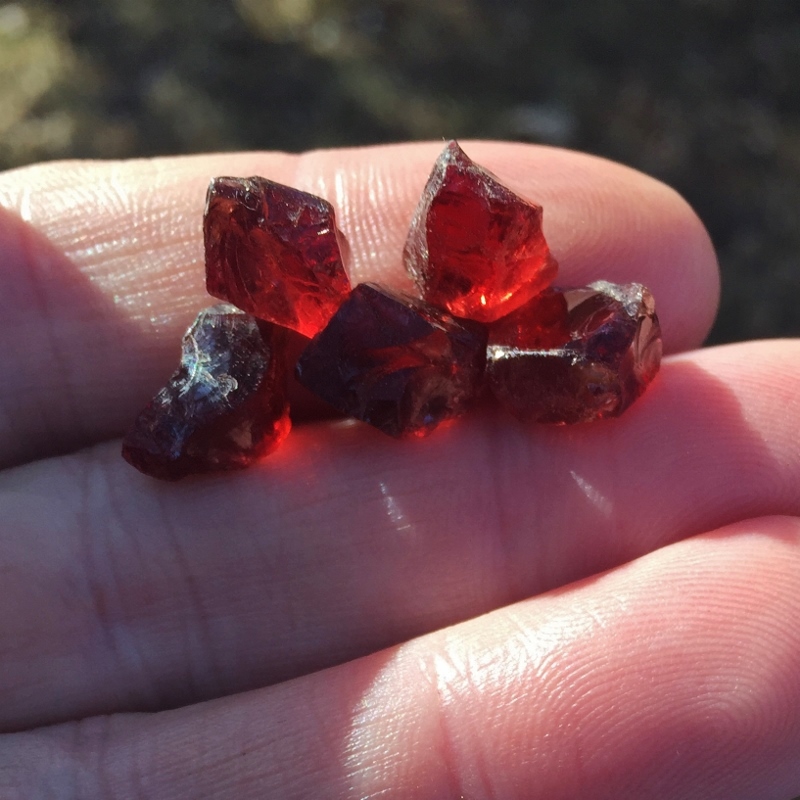Quality Pyrope Garnet Facet Rough Tanzania 34.79 ct tw  Litnon.com