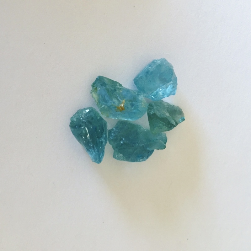 Strong Blue Aquamarine Facet Rough Nigeria 32.85 ct  Litnon.com