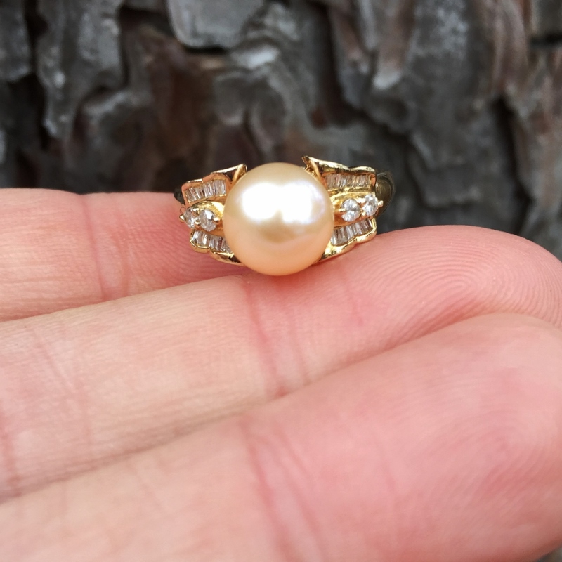 Pretty Cultured Pink Sea Pearl and Diamond 14 kt Ring  Litnon.com