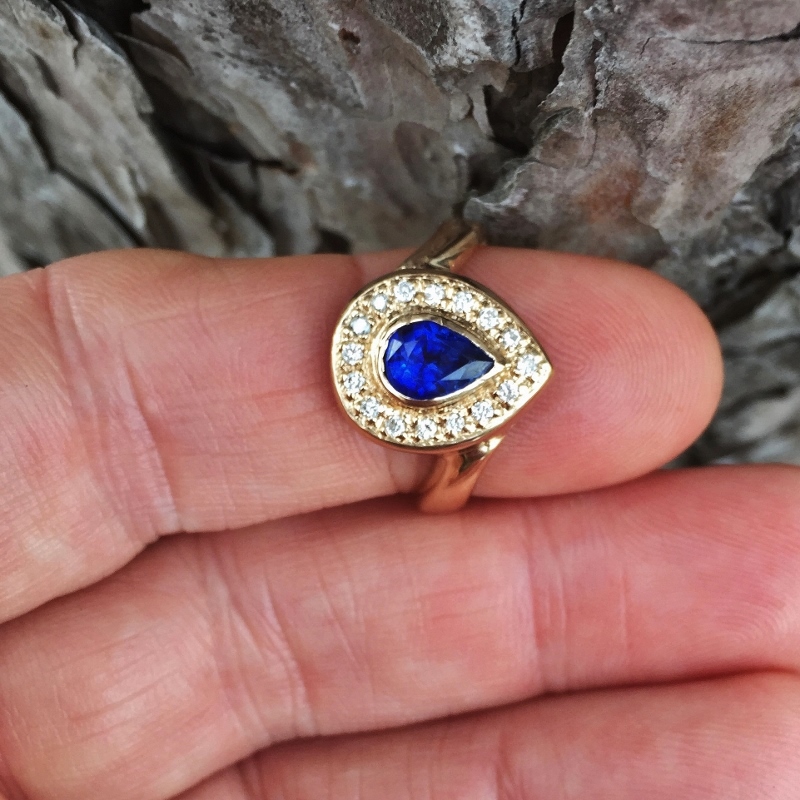  Fine Color Ceylon Sapphire Diamond 14 kt Ring  Litnon.com