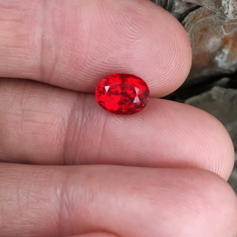 Superb Quality Natural South Burmese Flame Spinel 2.62 ct GL Litnon.com