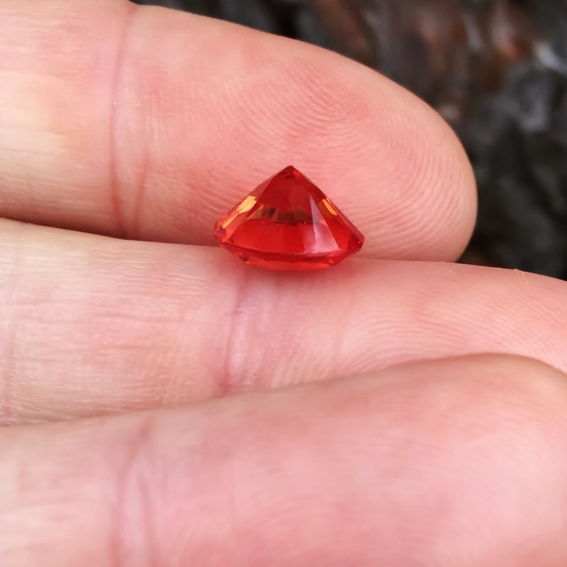 Lab Perfection Intense Orange Sapphire Corrundum 4.88 ct  Litnon.com