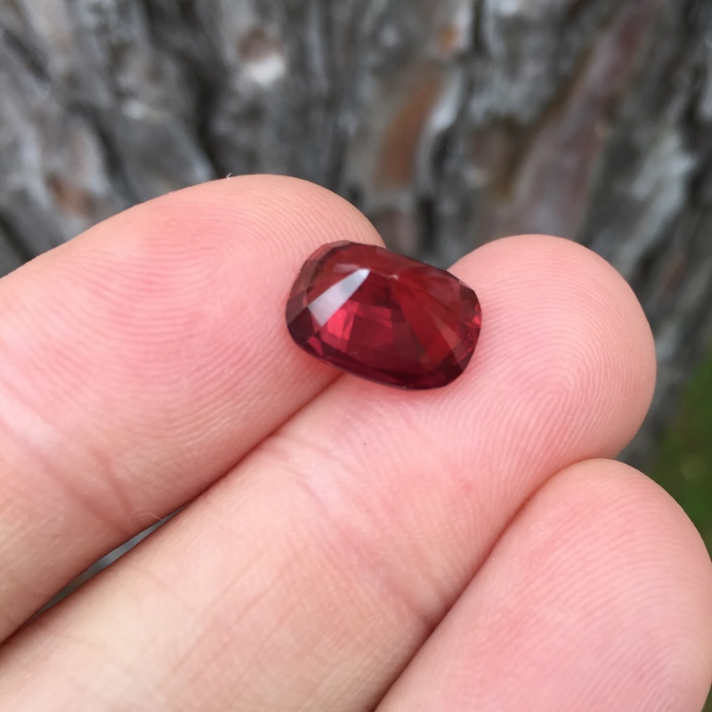 Big GIA Certified Mozambique Ruby 6.45 carats  Litnon.com