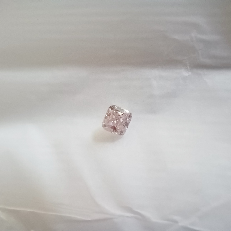 GIA Certified Natural Fancy Purplish Pink Diamond 0.45 ct Litnon.com