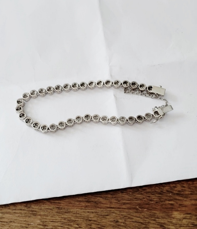 Quality 3.5 Carat Diamond Tennis Bracelet 18kt Gold GLI  Litnon.com