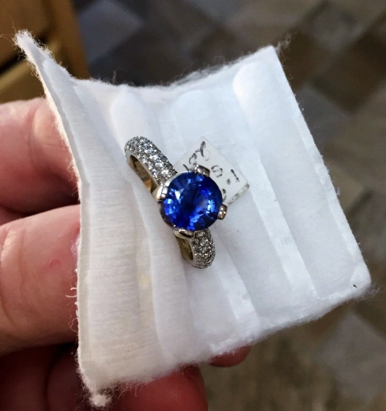 Special Color Natural Ceylon Sapphire and Diamond 14 kt Ring  Litnon.com