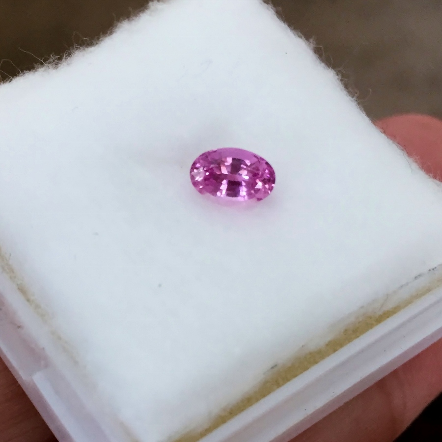 Natural Fine Pink Sapphire Sri Lanka 1.10 ct. Litnon.com